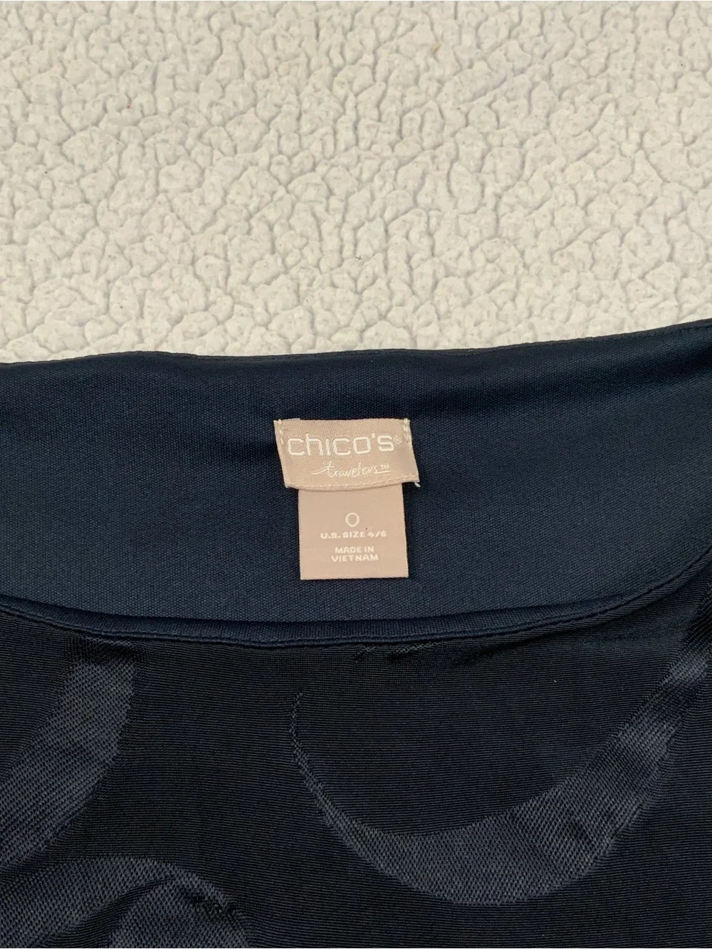 Chico’s Liquid Knit 3/4 Sleeve Tunic Top Black Size Small 4/6 Stretch Side Slit